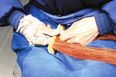 三江都市報(bào)數(shù)字報(bào)-“最后的”制刷匠