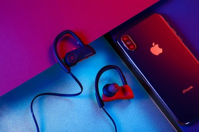 藍(lán)牙耳機 重塑現(xiàn)代數(shù)碼生活的便攜利器